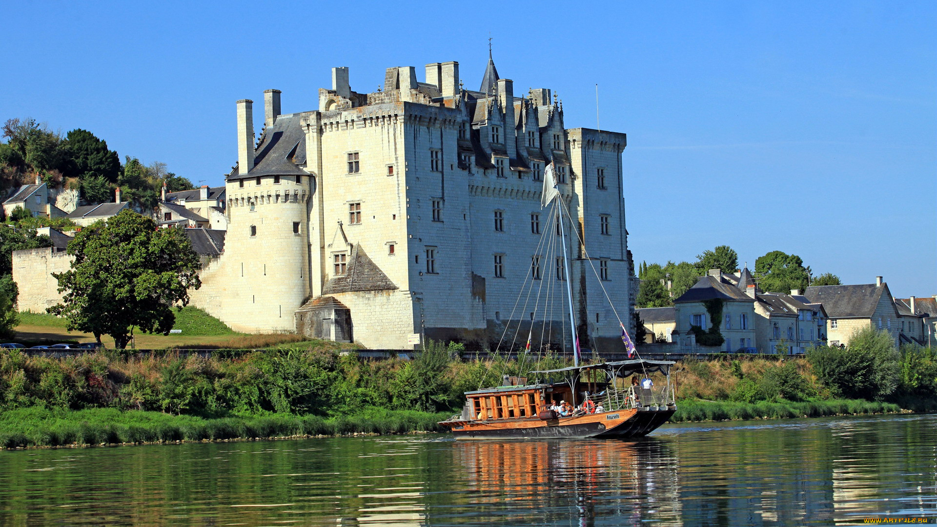 Обои Chateau de Montsoreau Города Замки Франции, обои для рабочего стола,  фотографии chateau de montsoreau, города, замки франции, chateau, de,  montsoreau Обои для рабочего стола, скачать обои картинки заставки на  рабочий стол.